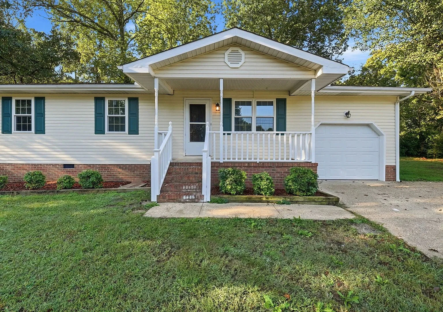3 bedroom East Brainerd Ranch! — Photo 1