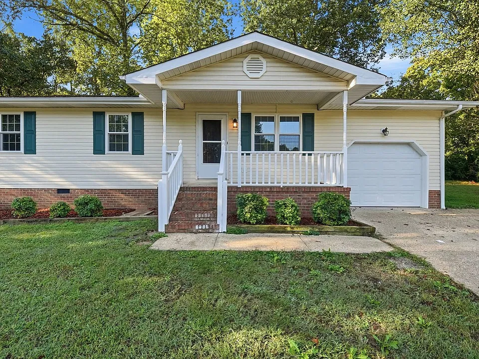 476 Williams Dr