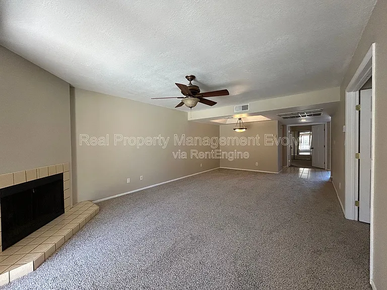 9465 N 92nd St #108 — Photo 14