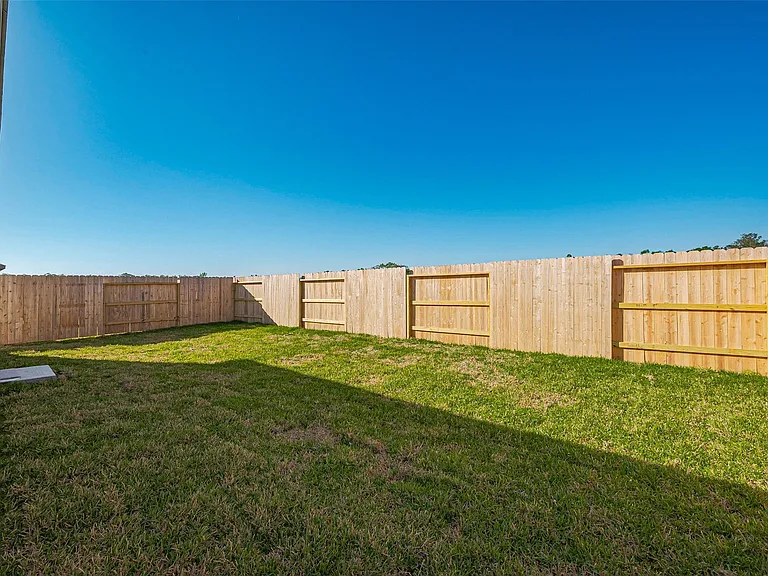 18224 Pontecorvo Ln — Photo 37
