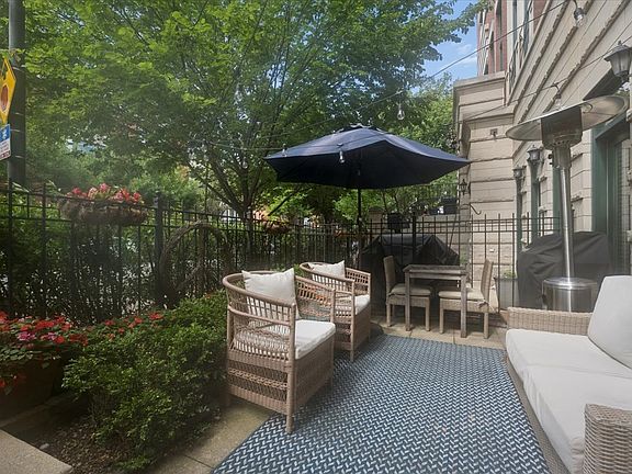 3rd image of 434 W Armitage Ave Unit D
