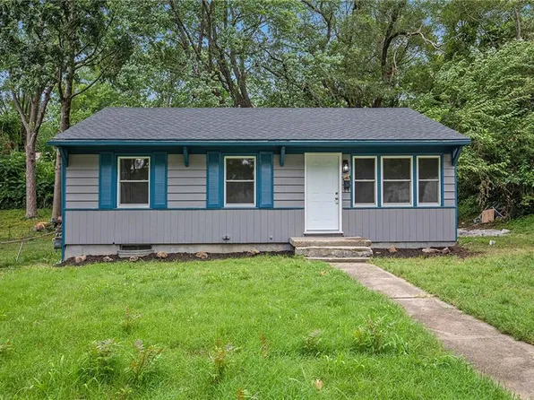 724 N Sunset Dr, Independence, MO 64050