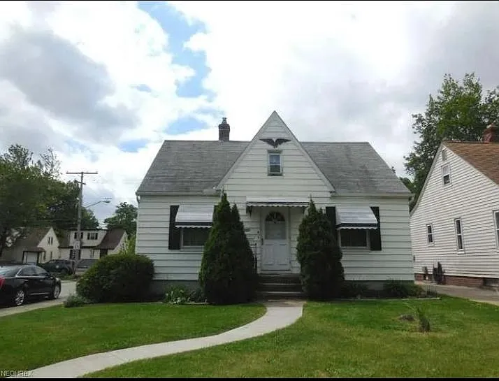 17701 Puritas Ave — Photo 1