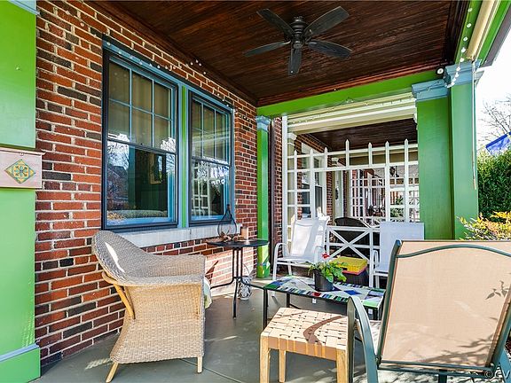 4th image of 2126 Maplewood Ave