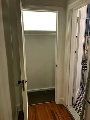 Rented by Bravestream Realty Corp. | media 21