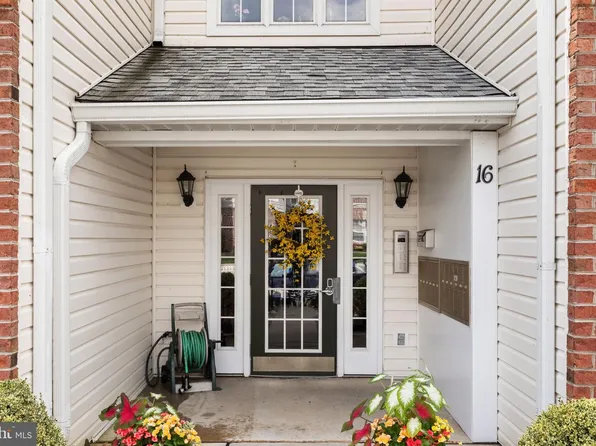 16 Brook Farm Ct #D-16d, Perry Hall, MD 21128