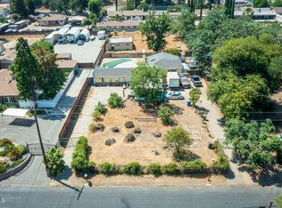 10550 Art St, Sunland, CA 91040
