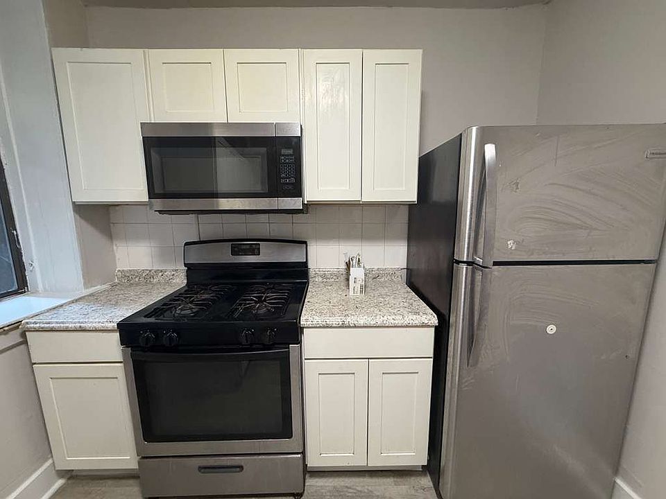 1st image of 409 54th St #B1