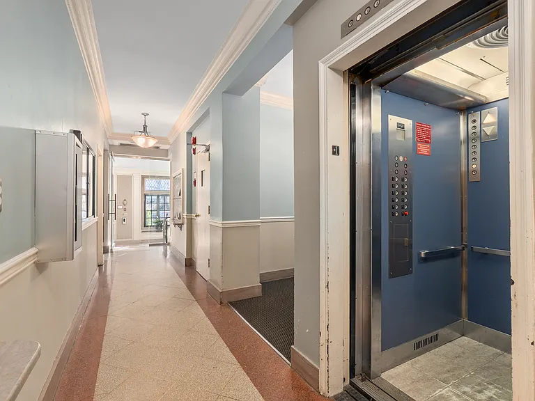 1101 L St NW #308 — Photo 14