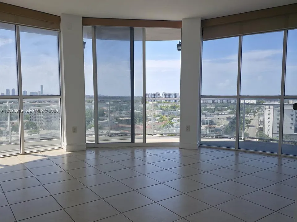 1 Glen Royal Pkwy #1202