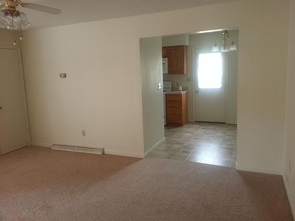 2nd image of 566 Worthington Dr APT 14