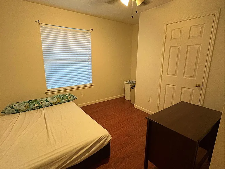 1822 Park Oak Dr — Photo 3