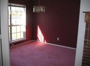 2905 Snapdragon Ct, Garland, TX 75040