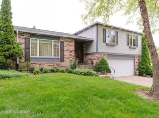 1580 Partridge Cir, Lindenhurst, IL 60046