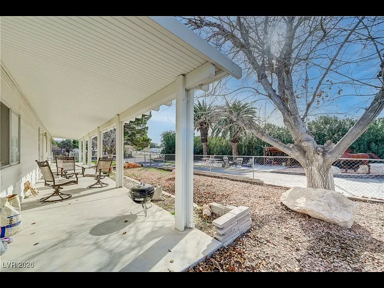 510 Scott Ave — Photo 4