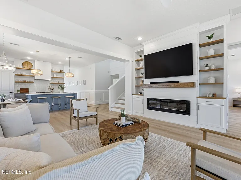 142 Seabrook Dr — Photo 36