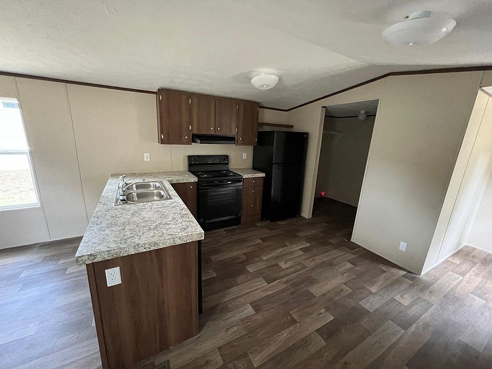 10001 Garners Ferry Rd Eastover SC Zillow