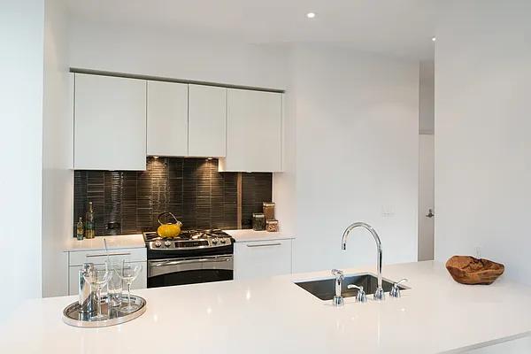 Rented by 25 Broad (LCOR) | media 10