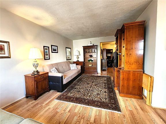 4th image of 3021 Avenue Z Unit 5F