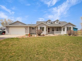 907 Palace Pkwy, Spring Creek, NV 89815