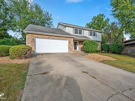 4th image of 340 Rebecca Rd