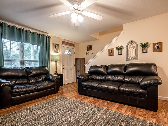 4th image of 4812 Greenvale Cir