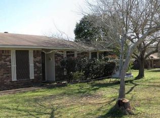 7568 Welch Rd, Bryan, TX 77808
