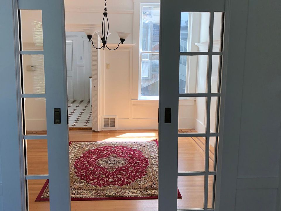 1st image of 176 15th Ave