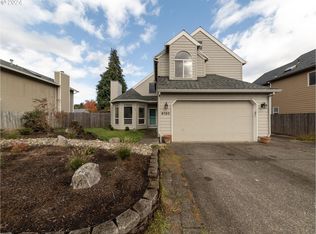 6120 Lynne Ct, Gladstone, OR 97027