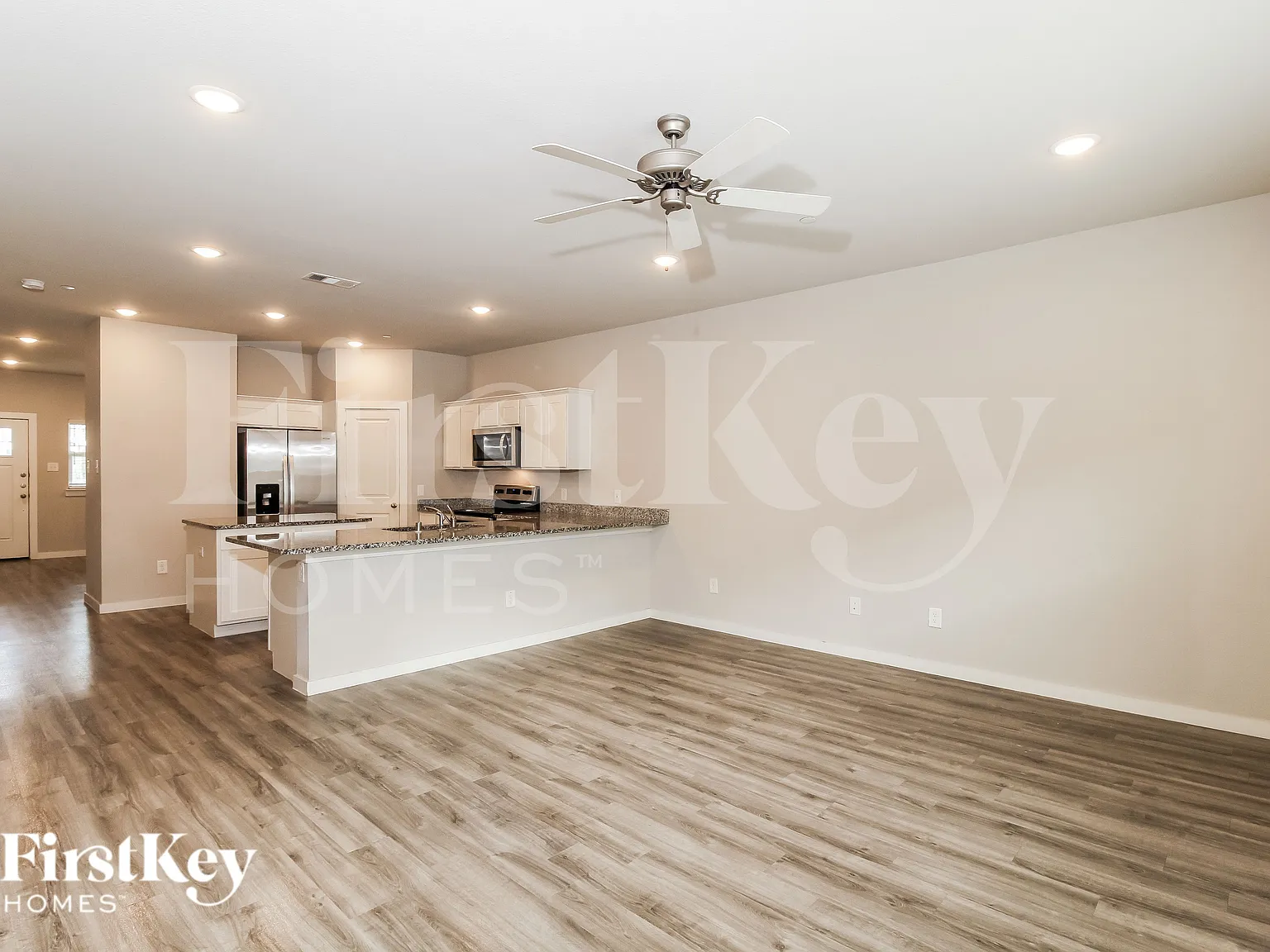 4 bed, 2.5 bath, 2056 sqft, $2,840 — Photo 4