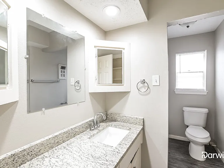 727 Cherry Valley Dr — Photo 13