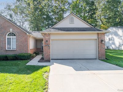 10456 Viewtop Ct, Hartland, MI, 48353