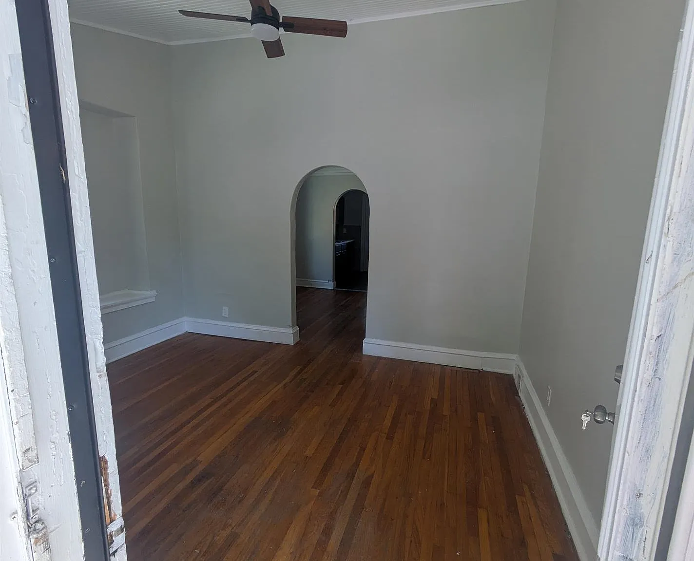 2 bed, 744 sqft, $1,395 — Photo 3