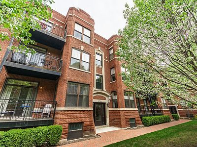 2709 N Mildred Ave APT 1A, Chicago, IL, 60614