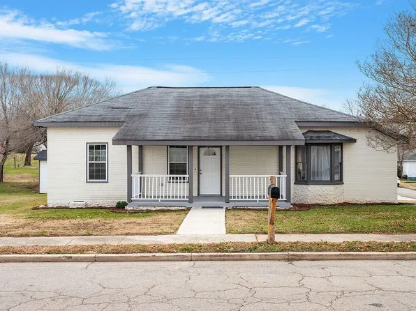 115 Kerr Dr, Roxboro, NC 27573