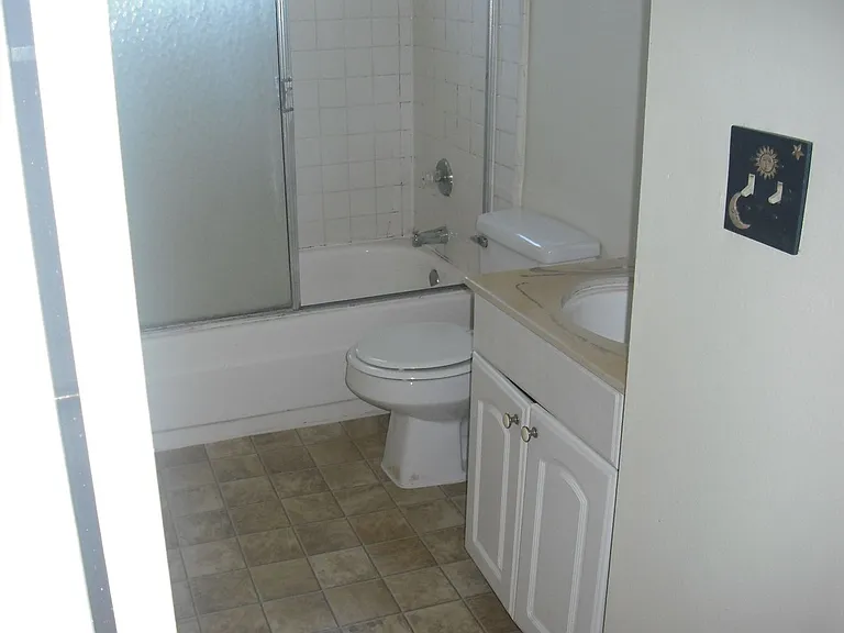2557 Yardarm Ave — Photo 4