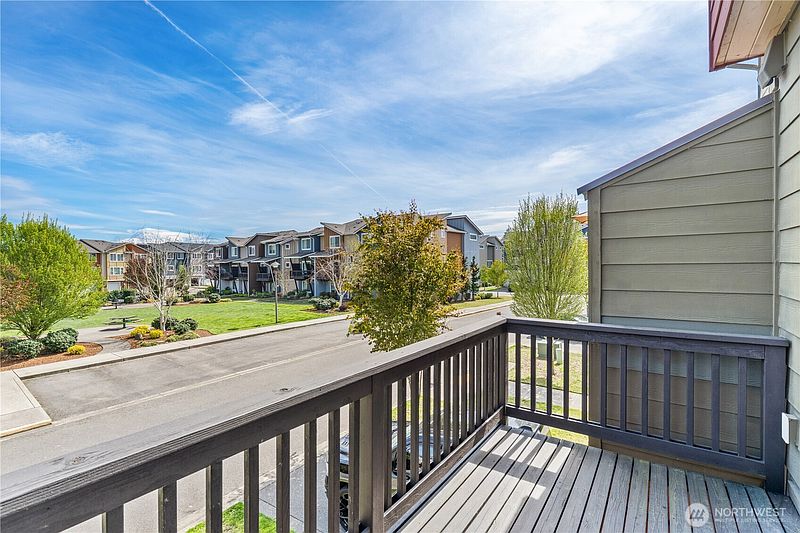 4th image of 17410 118th Avenue Ct E #C