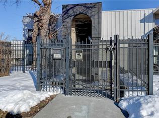 4153 Roanoke Rd APT 14, Kansas City, MO 64111