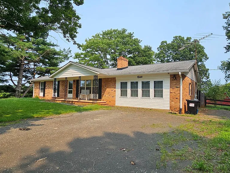 10109 Lees Mill Rd — Photo 32