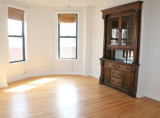 3323 N Halsted St APT 2R, Chicago, IL 60657