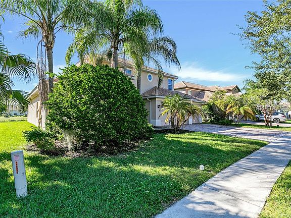 3rd image of 3575 SOMERSET CIRCLE