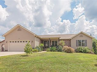 4442 Pleasant Ridge Rd, Marietta, OH 45750