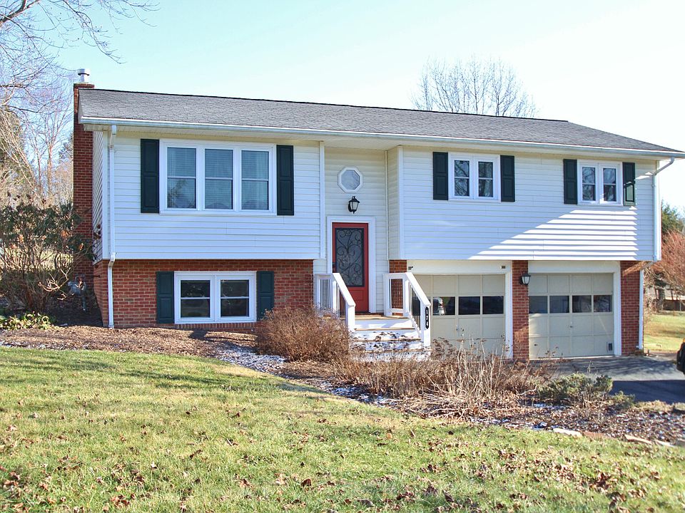 1st image of 174 Crowfield Cir