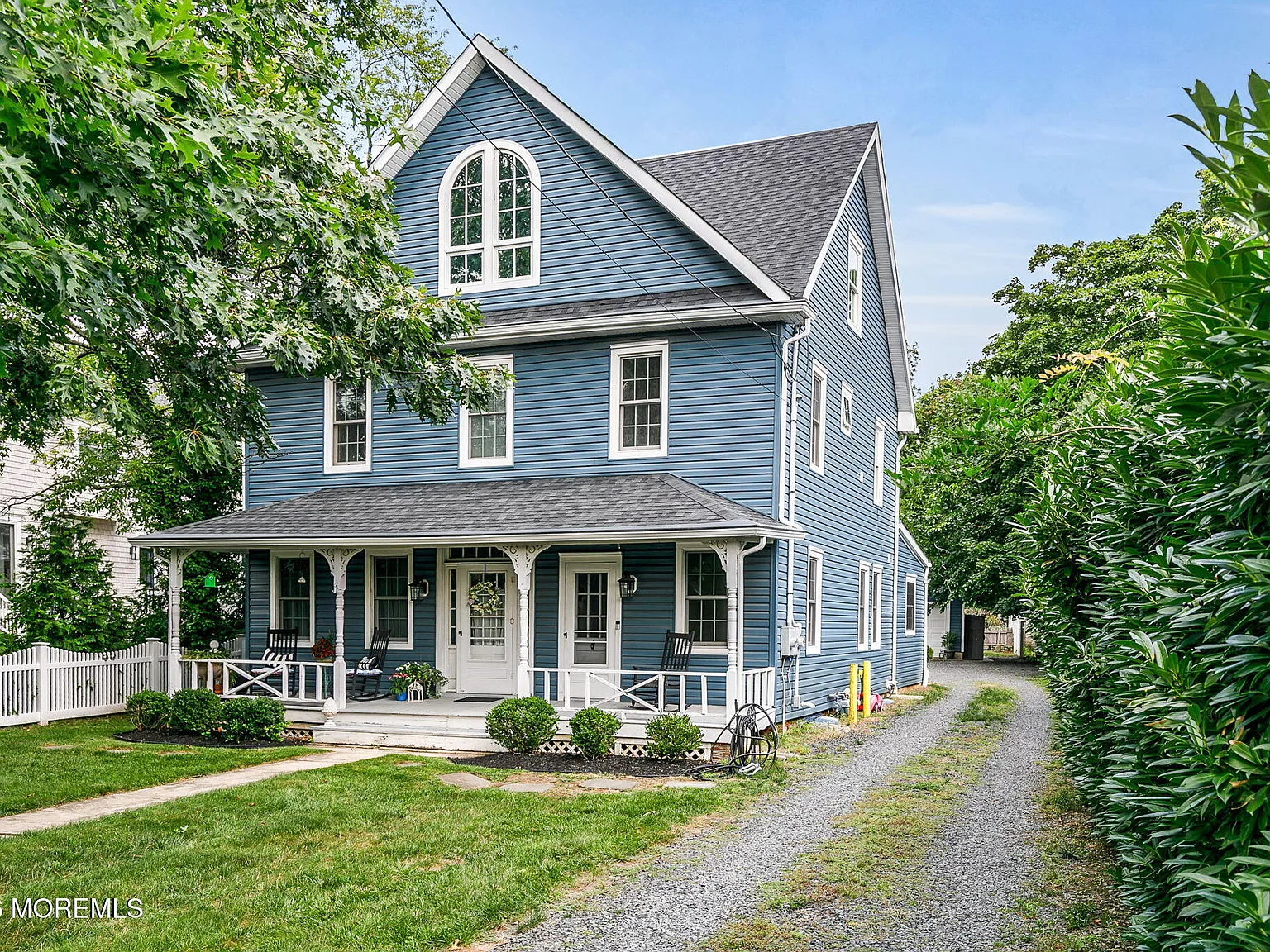 2 bed, 1.5 bath, $4,000 — Photo 2
