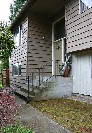 2nd image of 8615 NE 136th St