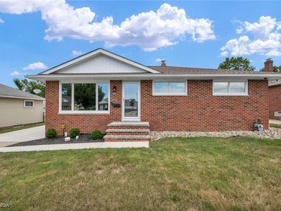 1857 Empire Rd, Wickliffe, OH, 44092
