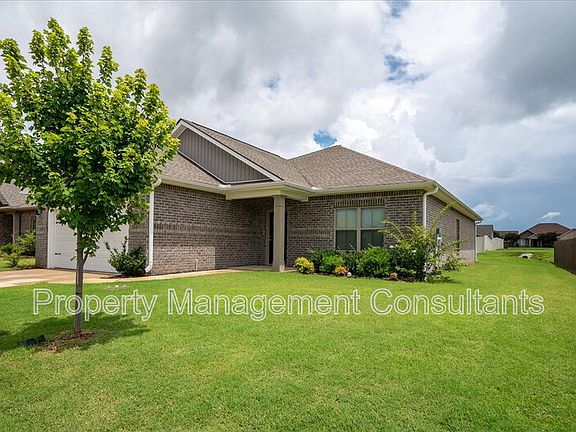 3rd image of 14872 Demarie Ln