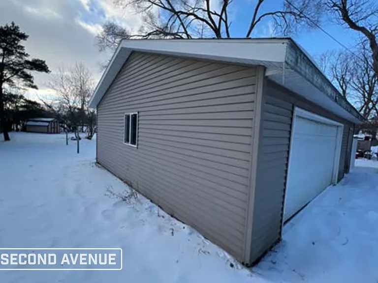 803 Joseph St — Photo 8