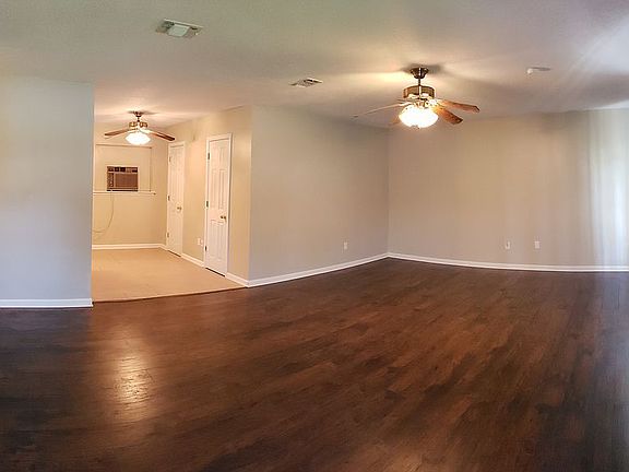 5th image of 413 Willowbrook Dr