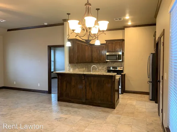 224 NW Granite Ave, Cache, OK 73527